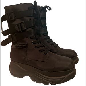 ⭐️ NWT Dolls Kill Poster Grl Mad Hustle Pocket Combat Boots